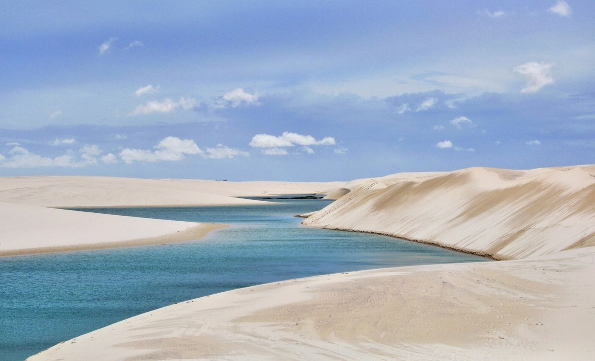 Dunas e lagoas dos Lençóis Maranhenses